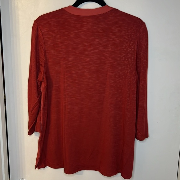 Dolan Left Coast Collection 3/4 Sleeve Red/Rust Color Top Blouse V-Neck Two-Tone - Picture 5 of 9